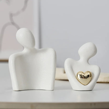 Love Couple Statue